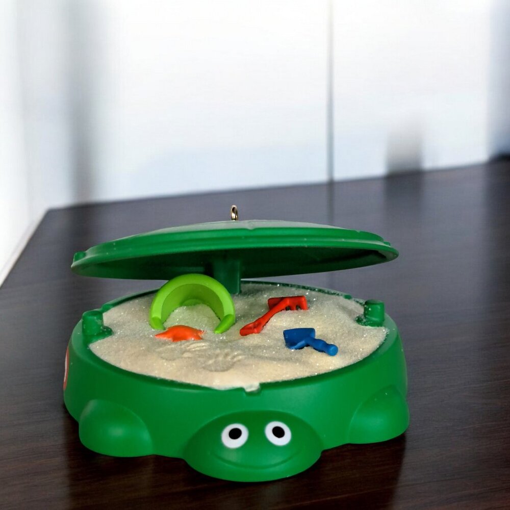 Hallmark Keepsake Ornament Little Tikes Classic Turtle Sandbox 2014 - Picture 5 of 10